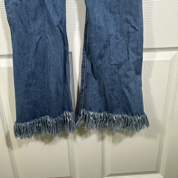 Tricot Pull On Fringe Flare Denim Jeans Light Wash Size M - Picture 5 of 8